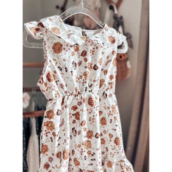 New Darling Earthy Floral Floaty Peter Pan Collared Dress - Picture 2 of 3